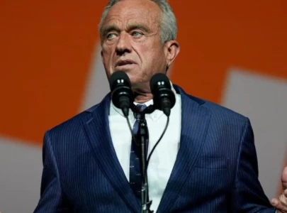 rfk jr considers dropping presidential bid to team up with trump